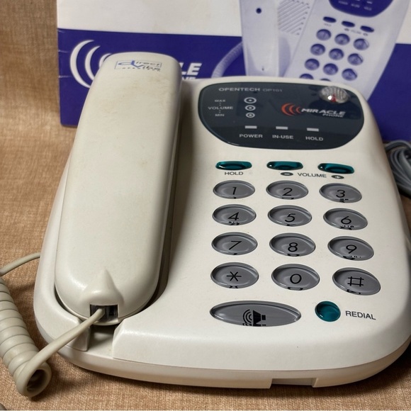 Miracle Phone OP101
Hearing Impaired Phone
Visual Ringer - Picture 3 of 5